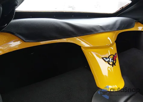 2000 Chevrolet Corvette from USA, damaged, VIN 1G1YY32G6Y5119072